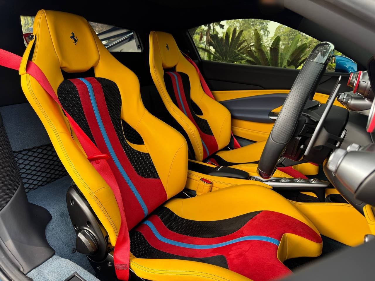 Ferrari F8 Tributo 3.9 V8 – Seats