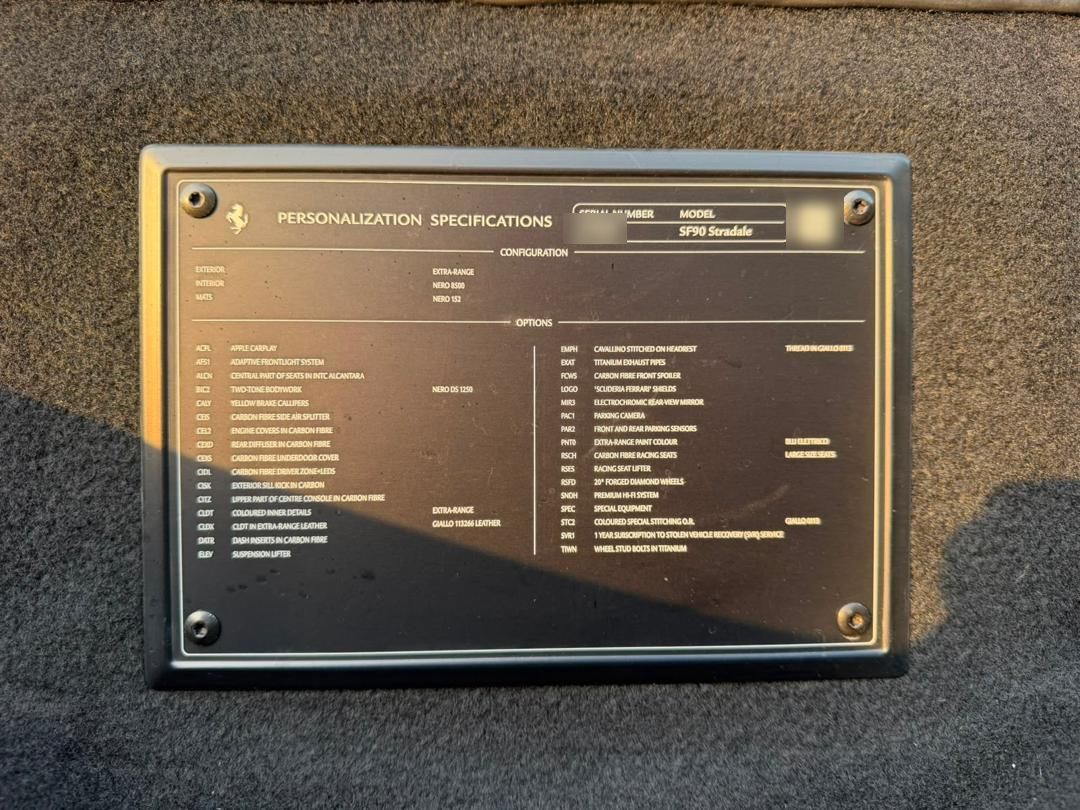 Ferrari SF90 Stradale #0807 – Personalisation plate