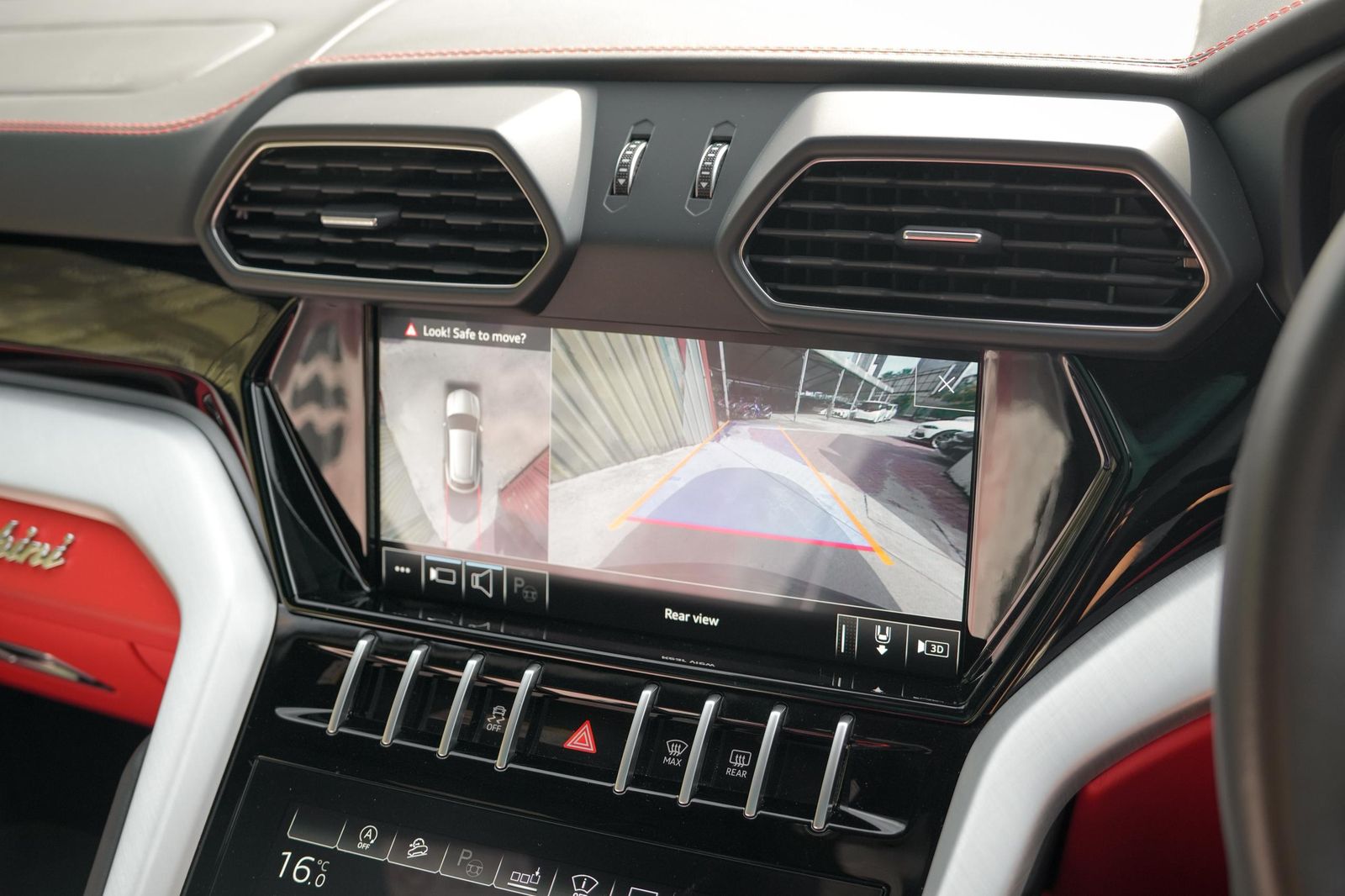 Lamborghini Urus #4366 – 360 camera screen