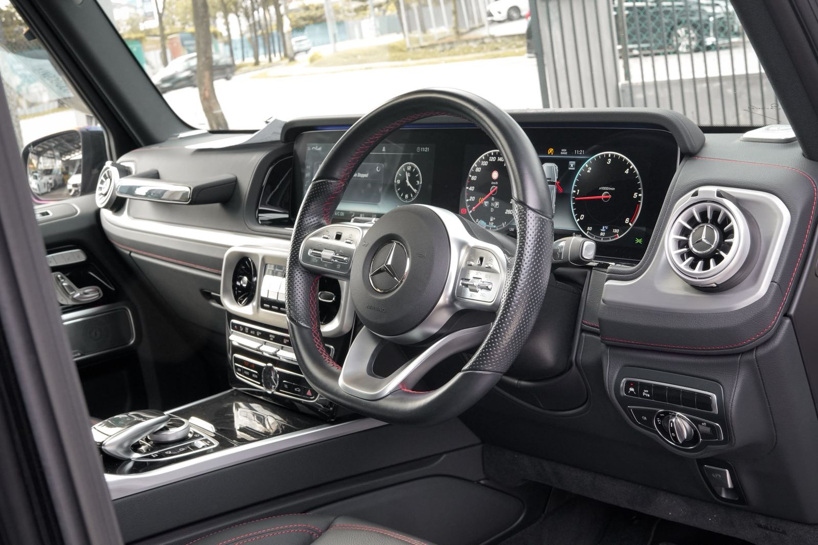 Mercedes-Benz G350d AMG Line #2240 – Cockpit