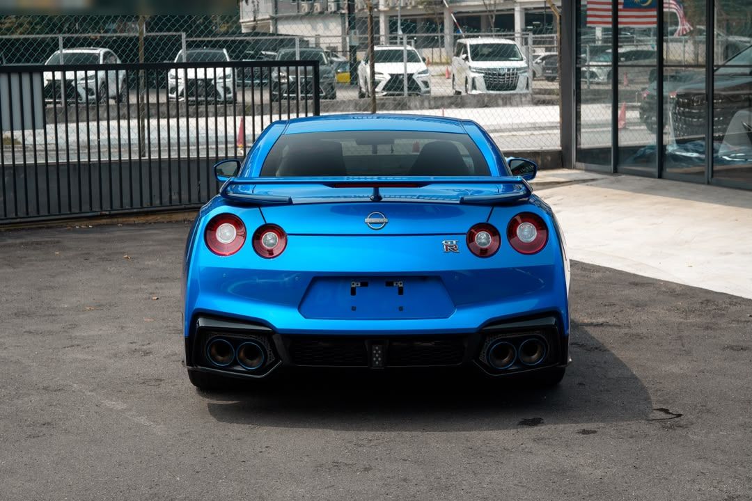 Nissan GT-R R35 Premium Edition #0142 – Rear
