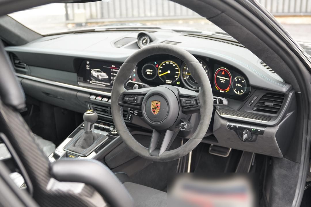 Porsche 911 GT3 #2350 – Cockpit