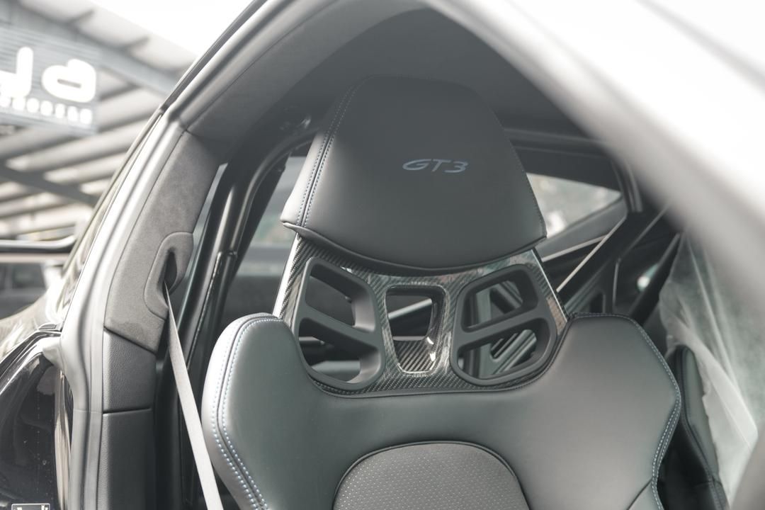 Porsche 911 GT3 #2350 – GT3 bucket seat