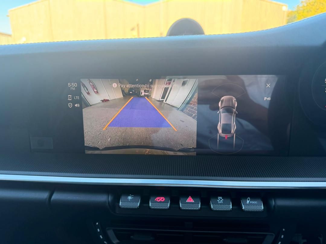 Porsche 911 Turbo S #1209 – 360 camera screen