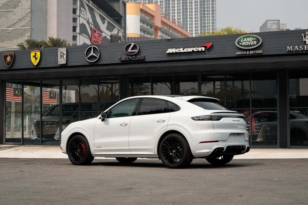 Porsche Cayenne Coupe GTS #6541