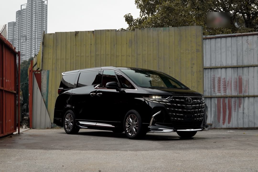 Toyota Alphard Z #6597