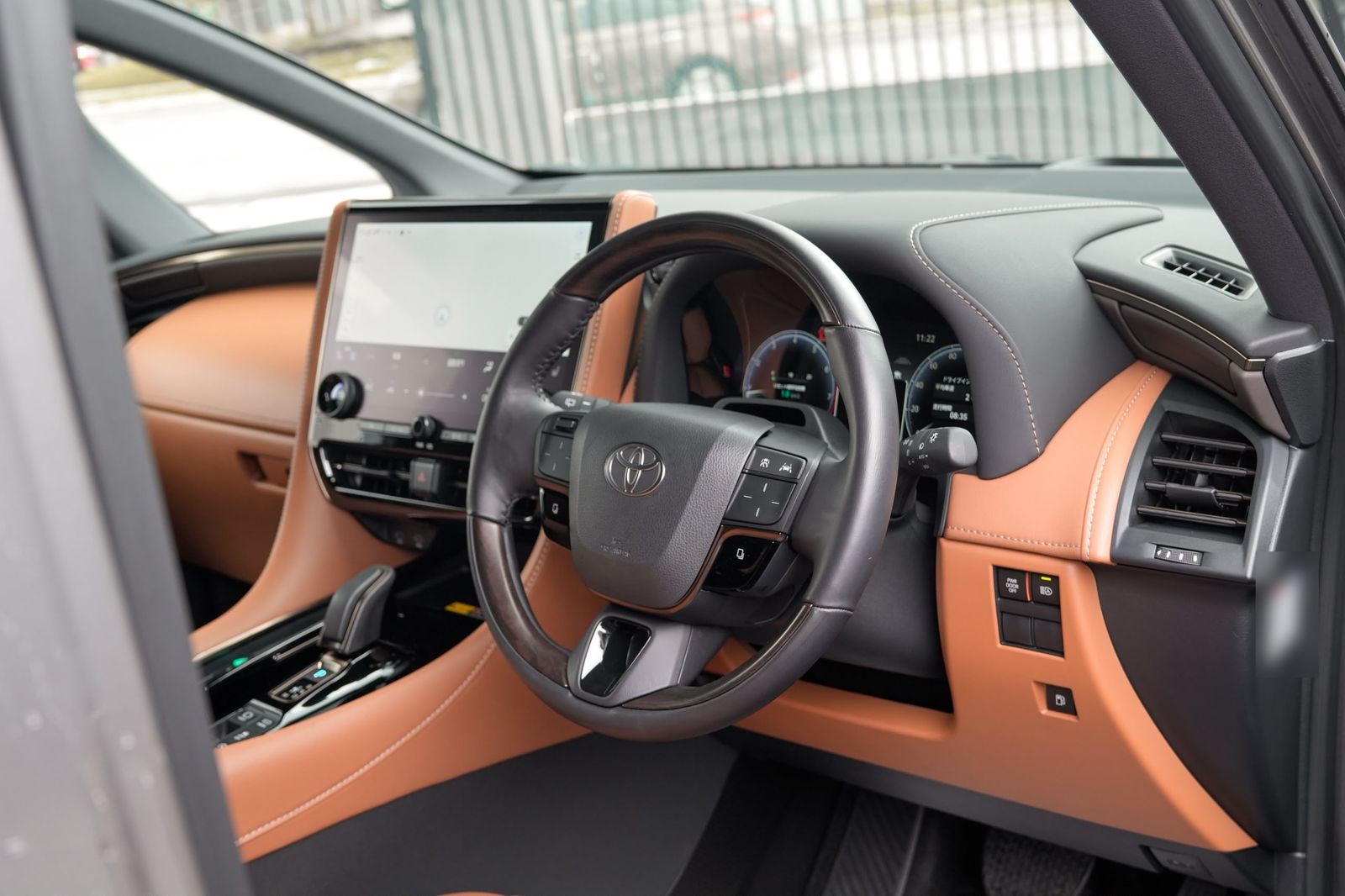 Toyota Vellfire Z Premier #4572 – Cockpit